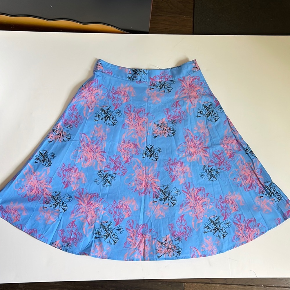 Neiman Marcus Blue Multi-Floral Skirt | Medium | NWT